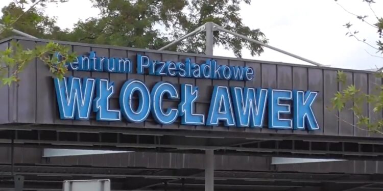 Punkt sprzedaży biletów na dworcu uruchomiony